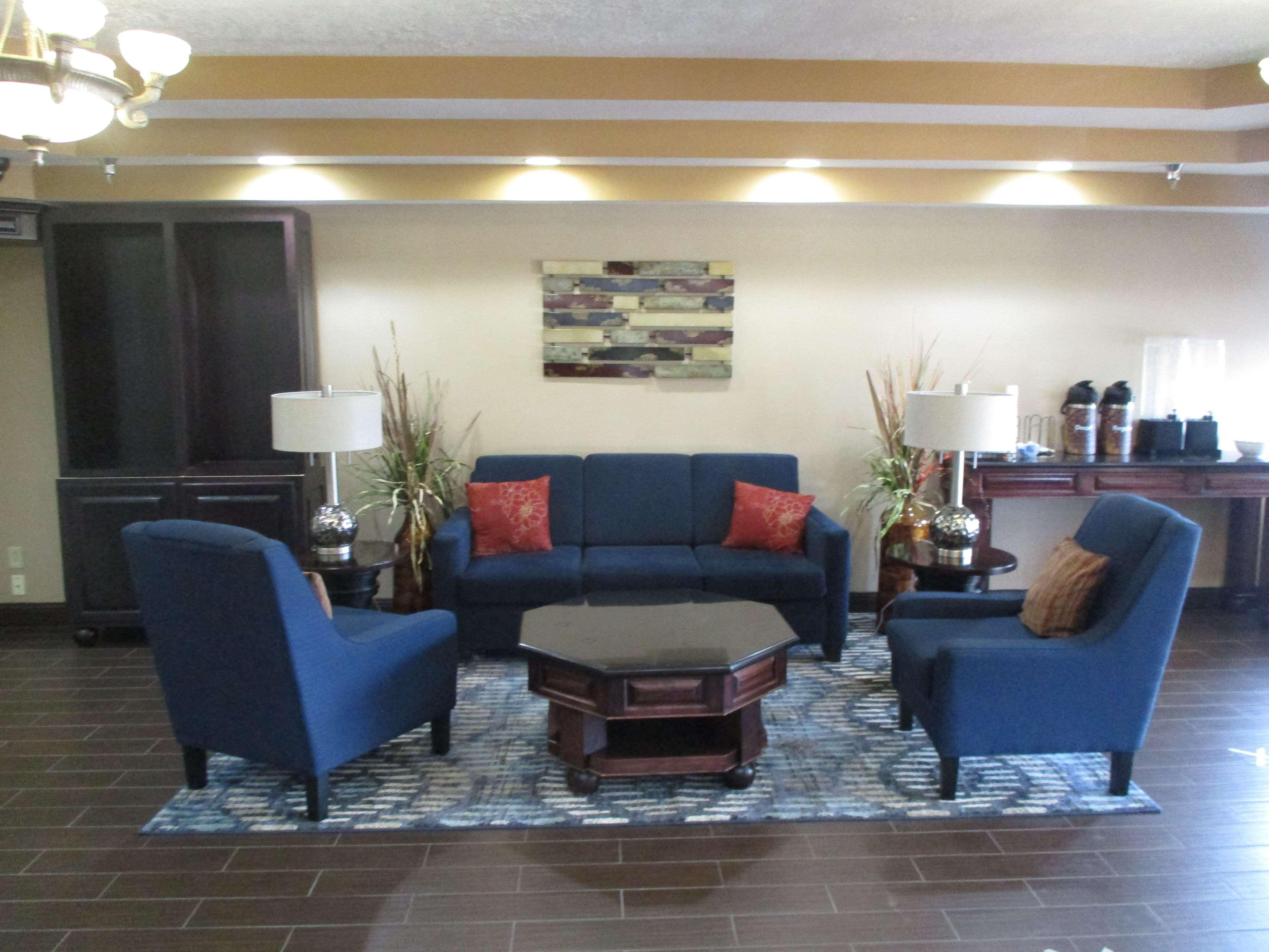 Best Western Emporia Inn エクステリア 写真