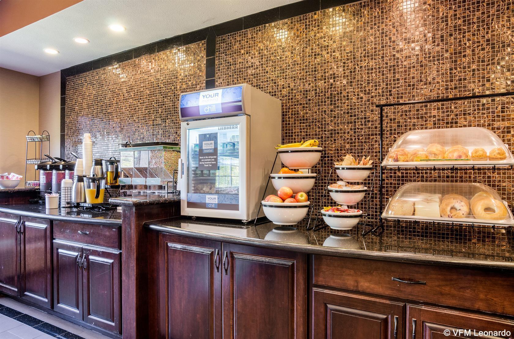 Best Western Emporia Inn エクステリア 写真