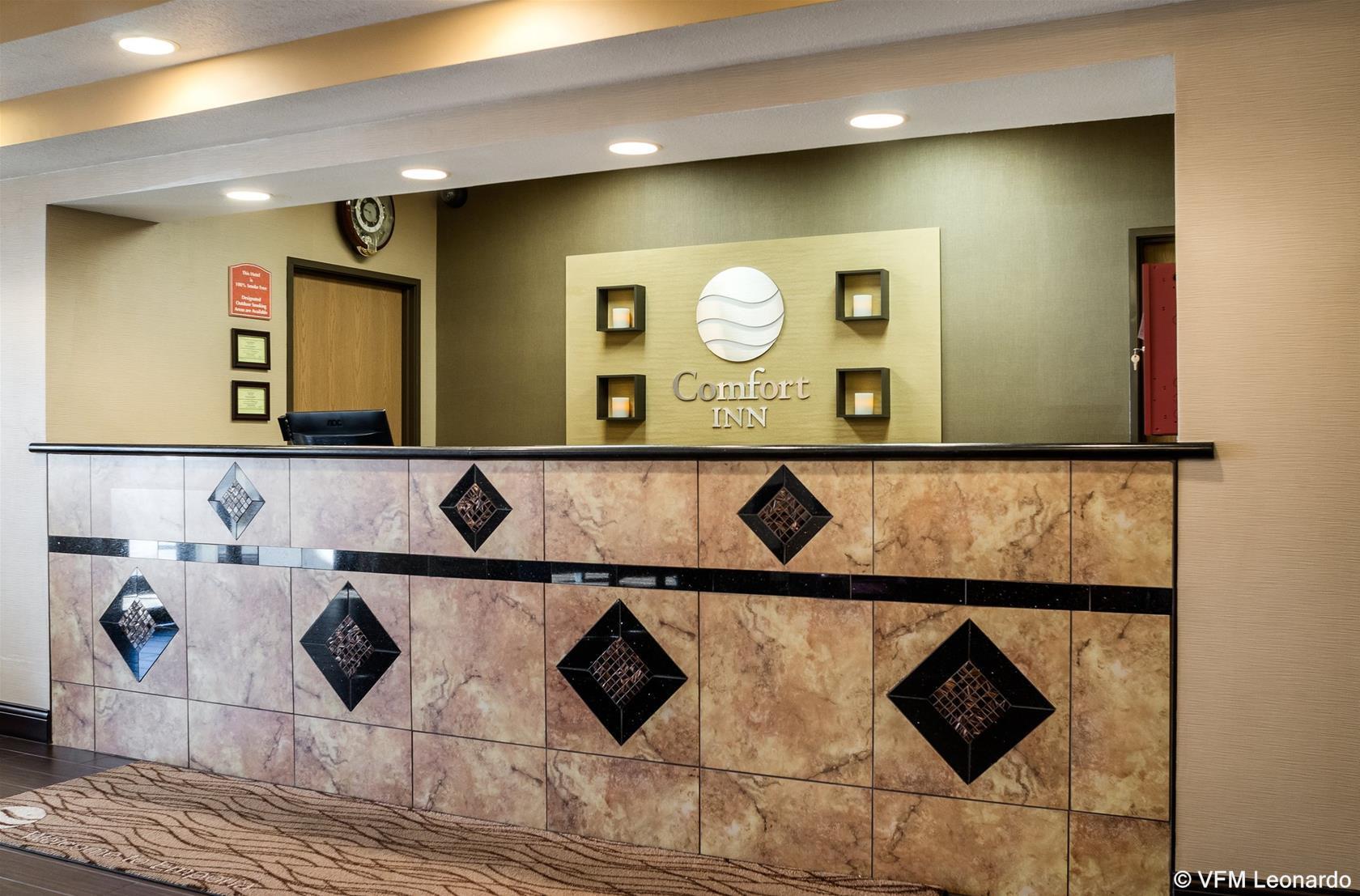 Best Western Emporia Inn エクステリア 写真